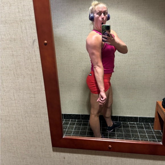 Meet your Posher, Heather - Picture 4 of 8